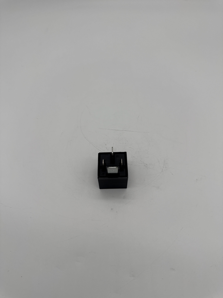[LP0116031854] Relais 12 V / 80 A